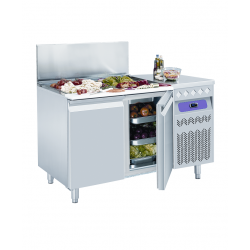 Table frigorifique ventilée avec saladette réfrigérée GN