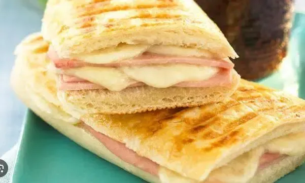 Le panini, sandwich originaire d'Italie